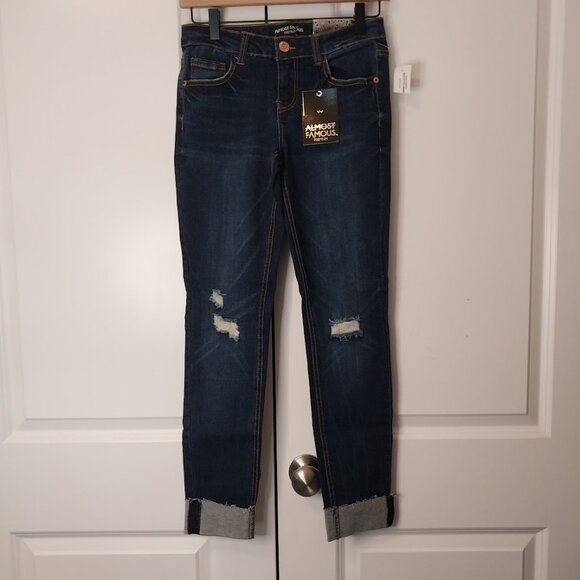 Tilly's Almost Famous Premium Ankle Juniors Jeans - Picture 2 of 8
